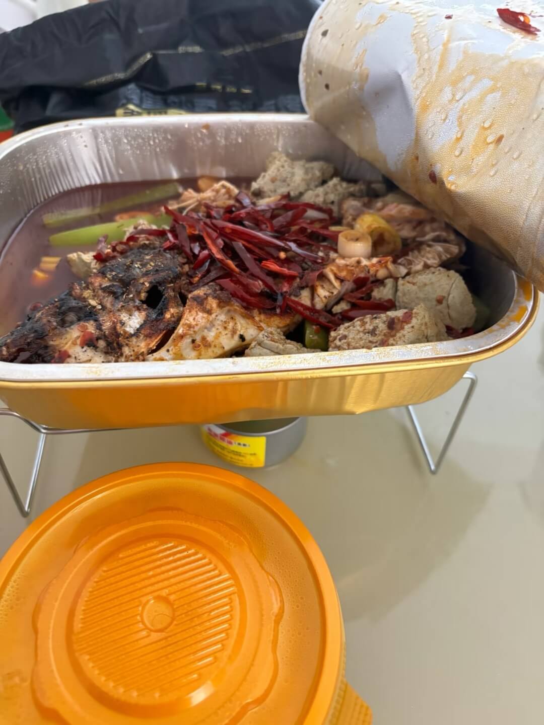 aluminium-foil-tray-with-lid